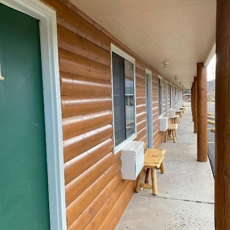 Green Creek Inn And Rv Park Wapiti Exterior foto