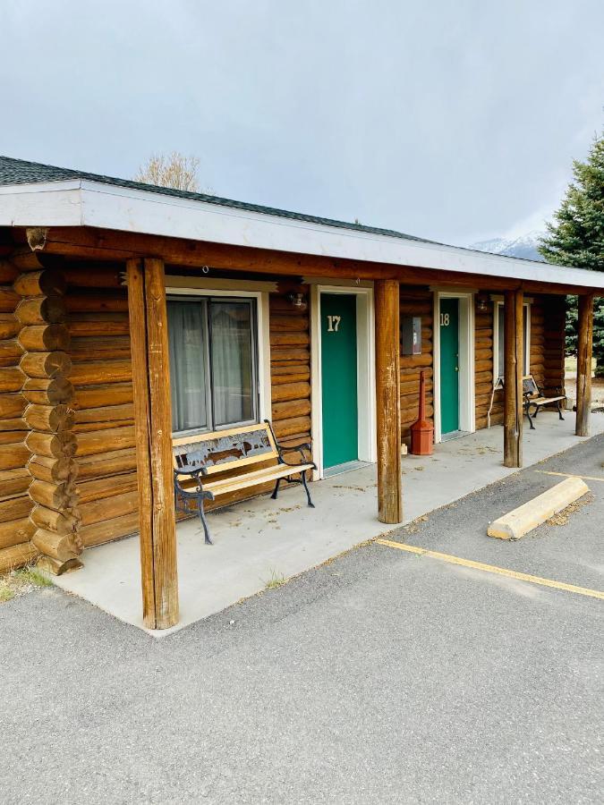 Green Creek Inn And Rv Park Wapiti Exterior foto