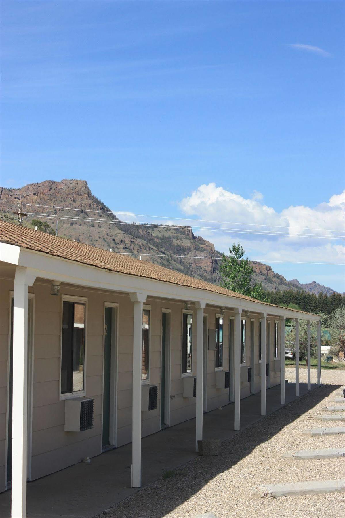 Green Creek Inn And Rv Park Wapiti Exterior foto