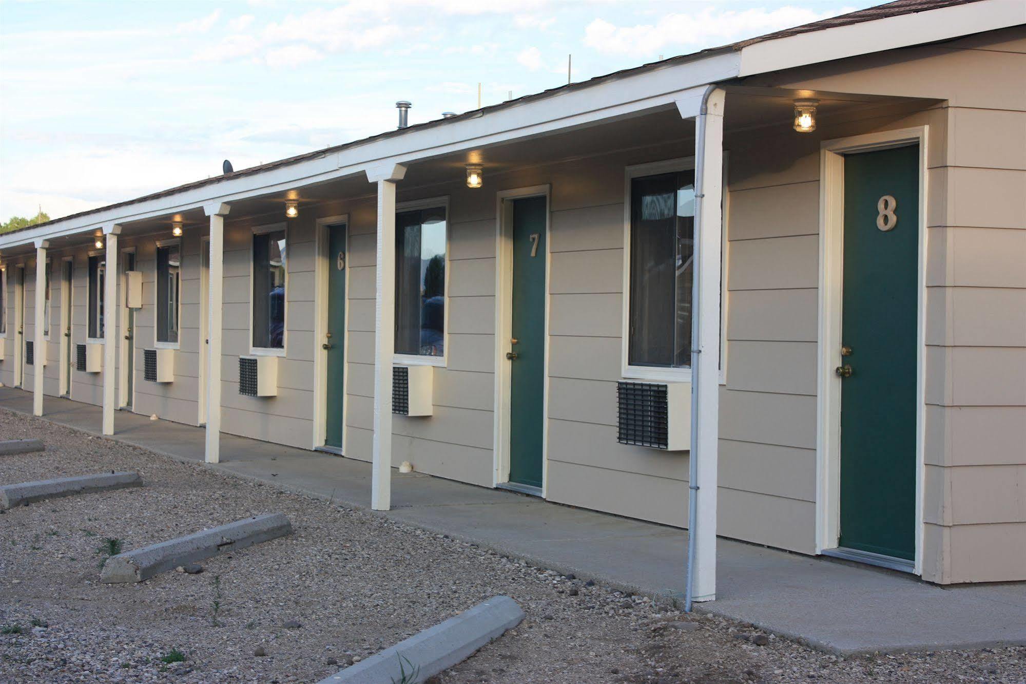 Green Creek Inn And Rv Park Wapiti Exterior foto
