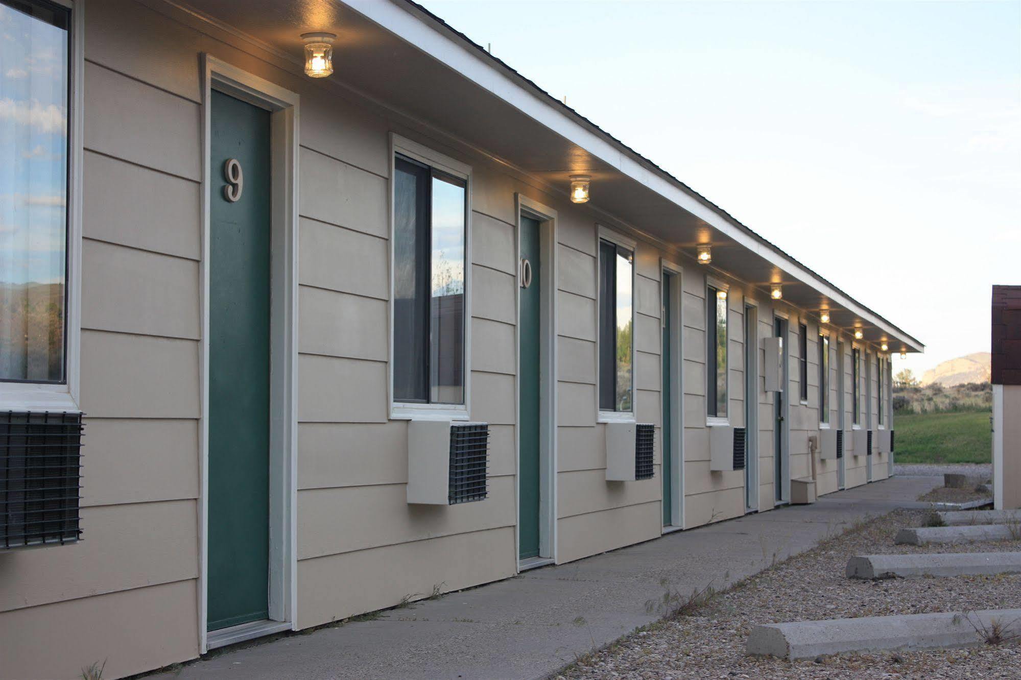 Green Creek Inn And Rv Park Wapiti Exterior foto