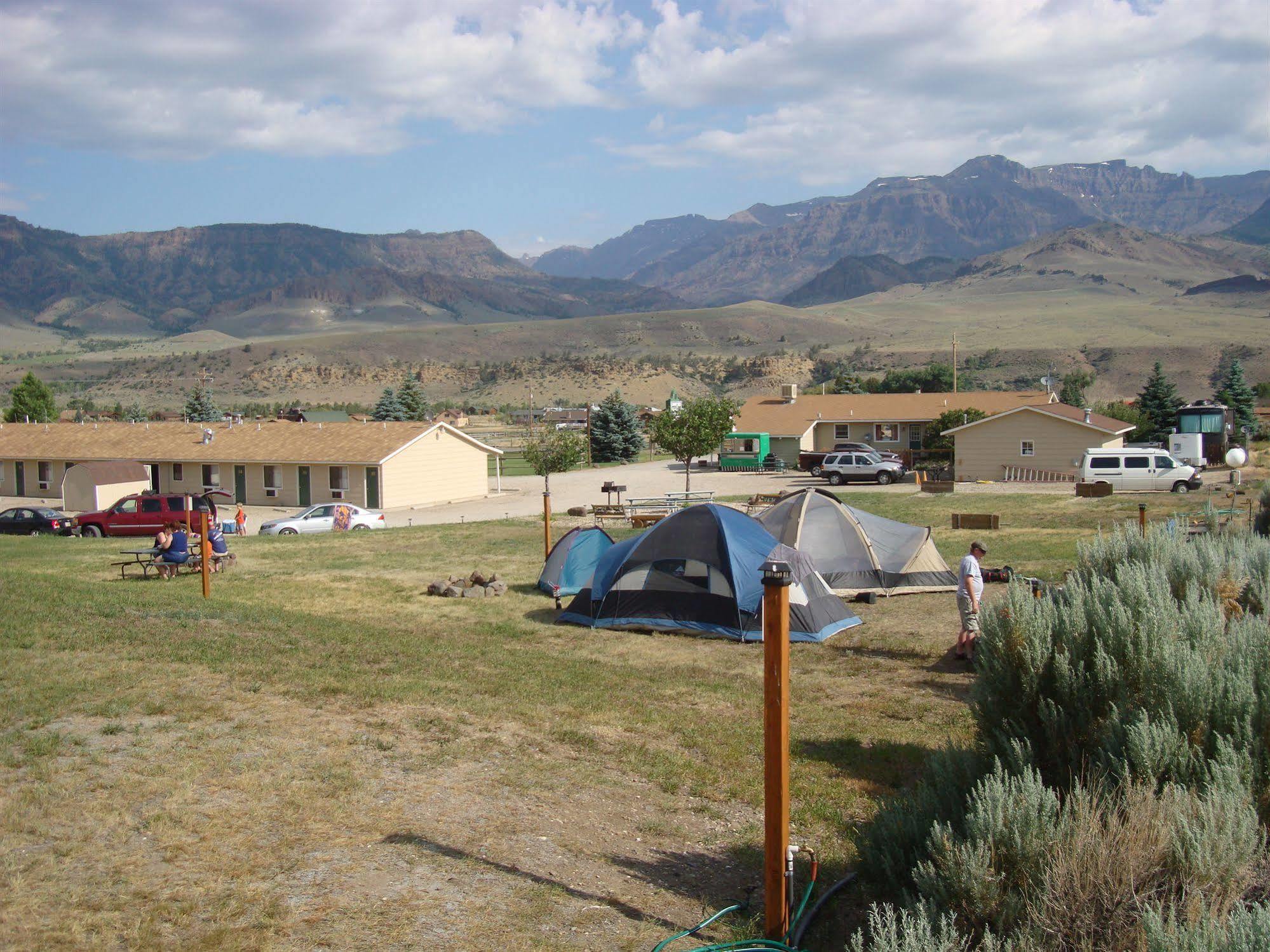 Green Creek Inn And Rv Park Wapiti Exterior foto