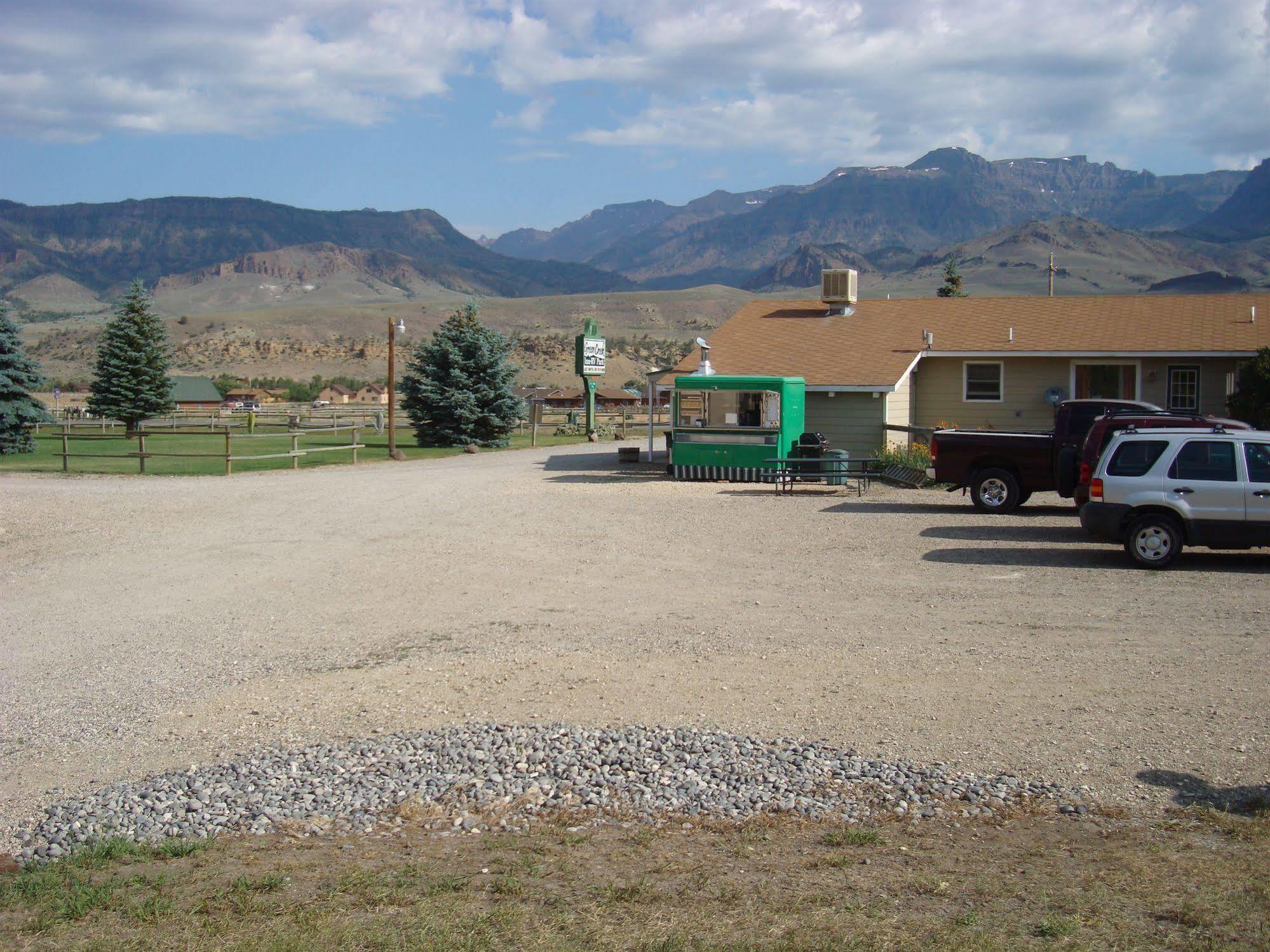 Green Creek Inn And Rv Park Wapiti Exterior foto