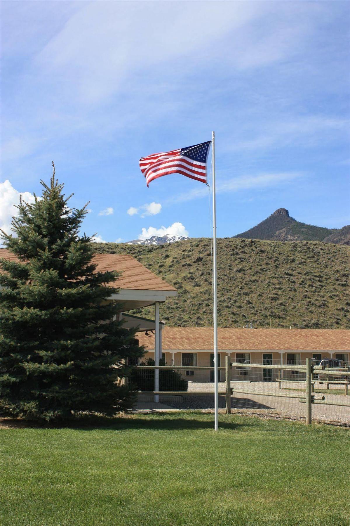 Green Creek Inn And Rv Park Wapiti Exterior foto
