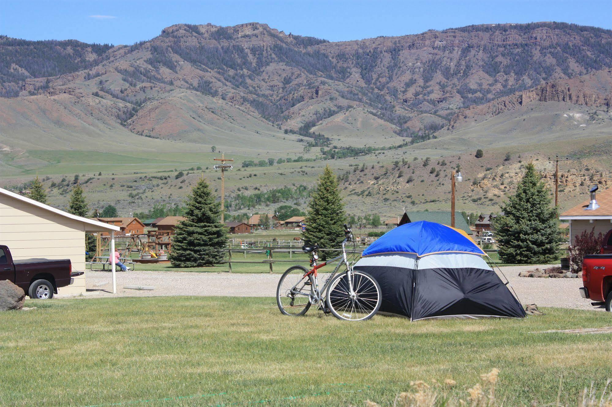 Green Creek Inn And Rv Park Wapiti Exterior foto
